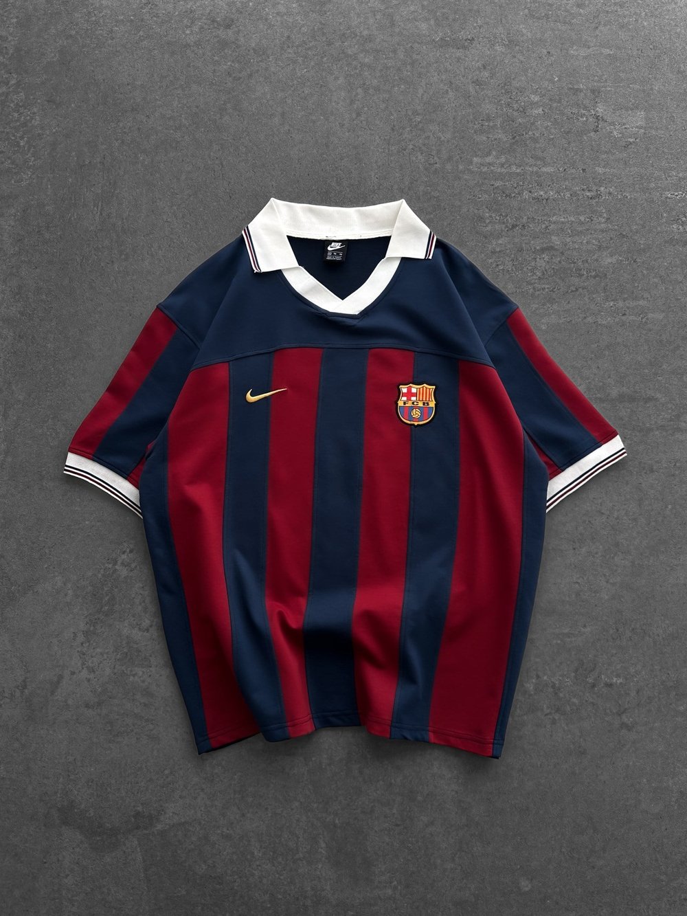 KESİK BARCELONA TSHİRT