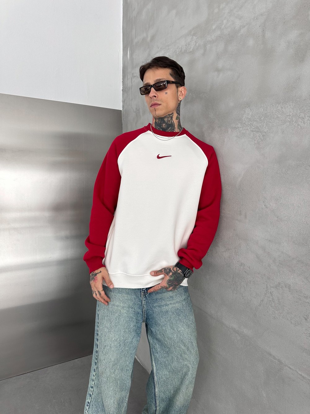KIRMIZI KOL NİKE SWEAT