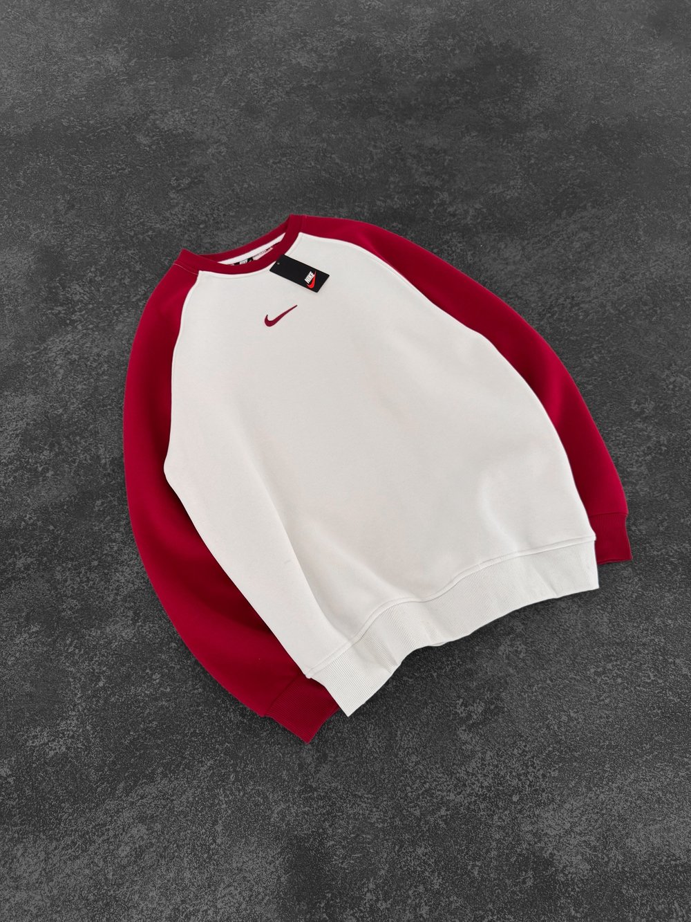 KIRMIZI KOL NİKE SWEAT