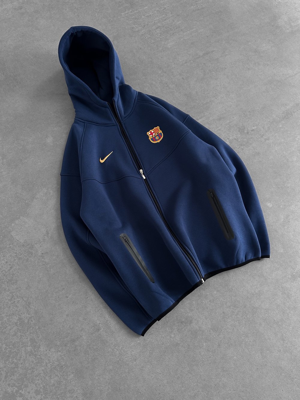 LACİVERT BARCELONA TECH HIRKA