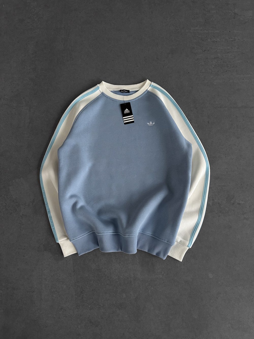 MAVİ GÖVDE ADİDAS SWEAT