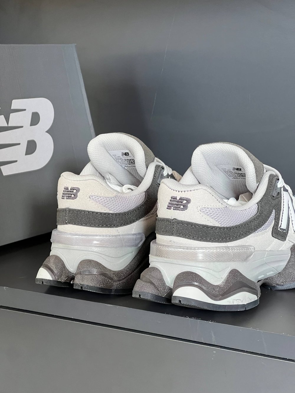 NEW BALANCE 9060 GRİ