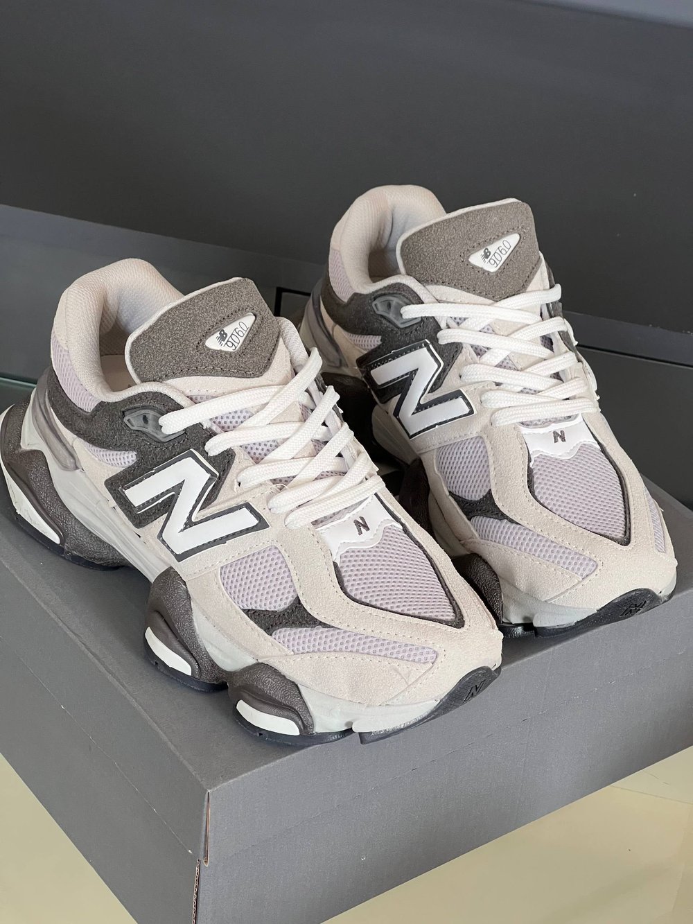 NEW BALANCE 9060 GRİ