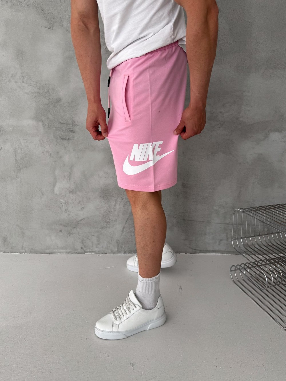 PEMBE YAZI NİKE ŞORT