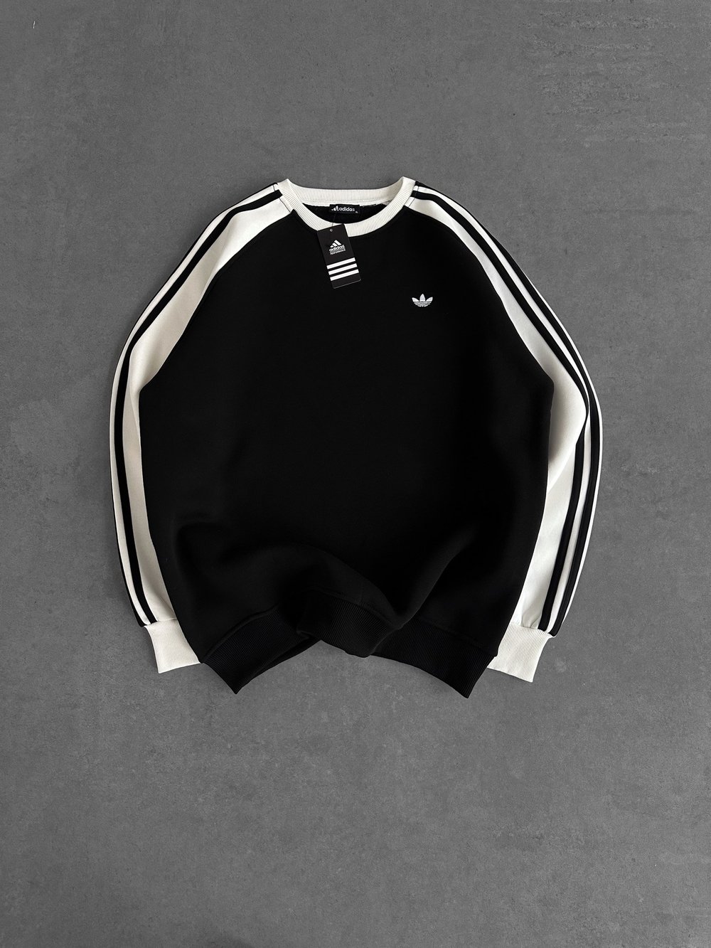 SİYAH GÖVDE ADİDAS SWEAT