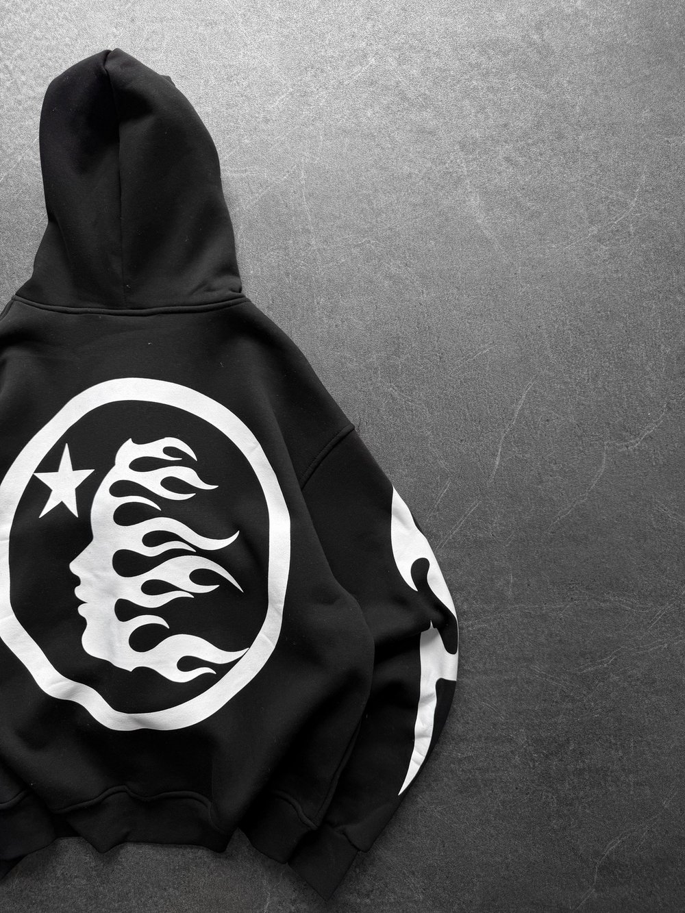 SİYAH HELLSTAR HIRKA
