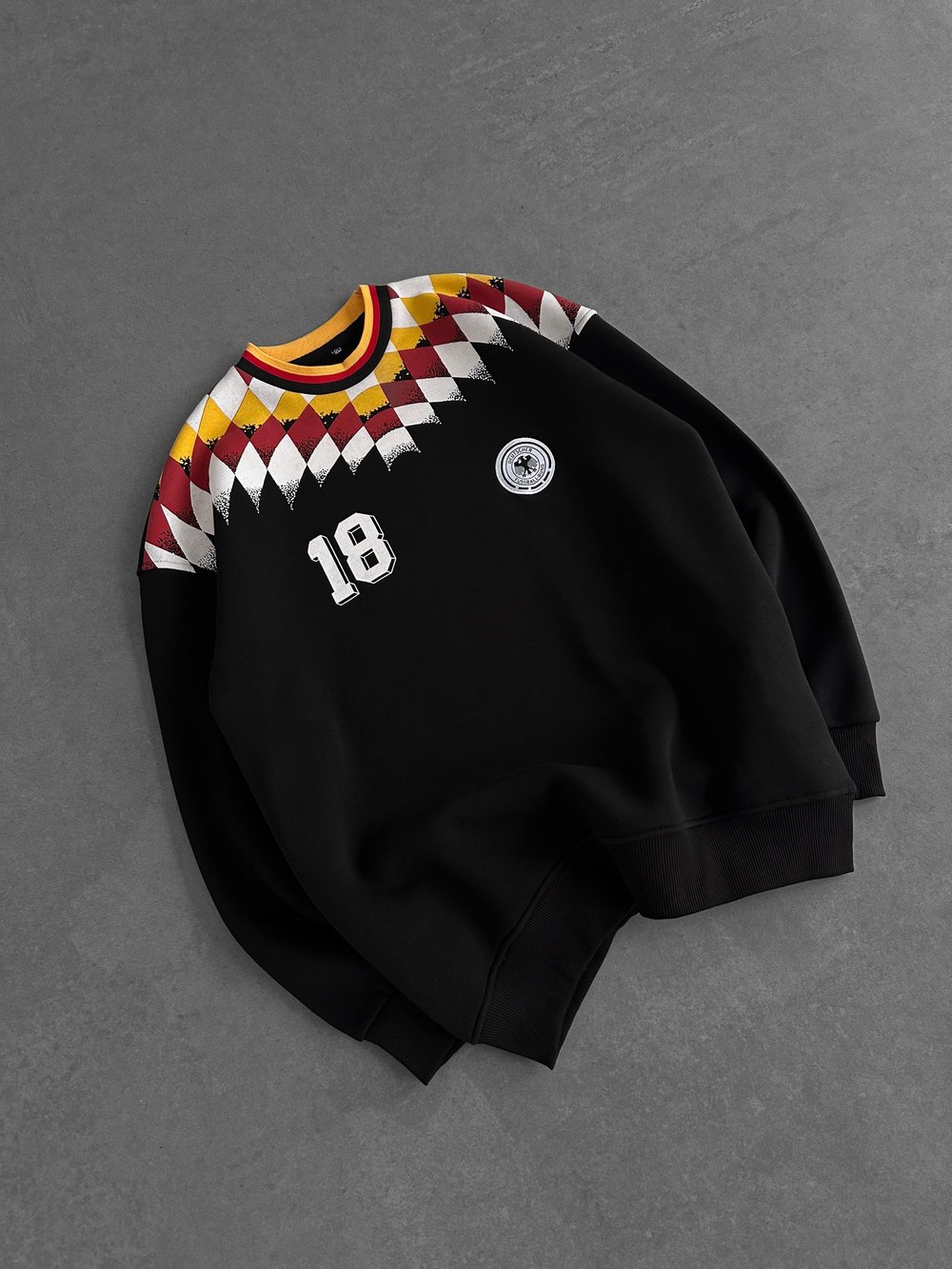 SİYAH KARE ALMANYA SWEAT
