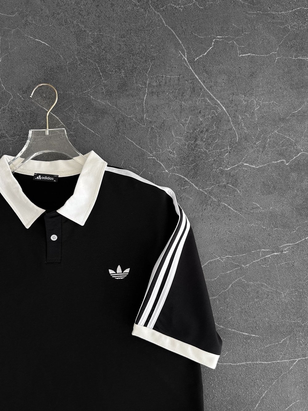 SİYAH POLO YAKA ADİDAS TSHİRT