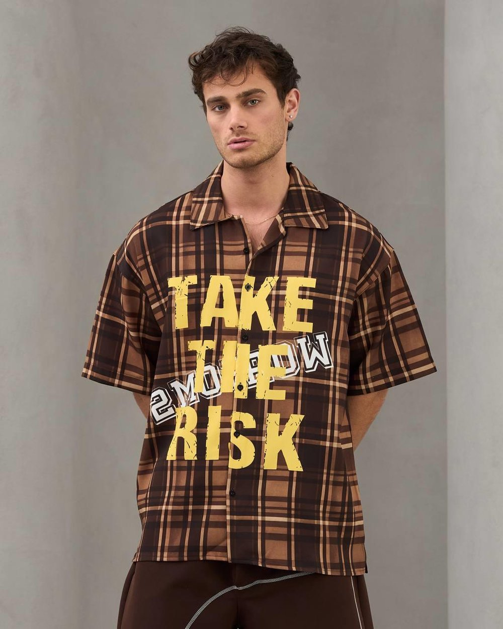 TAKE RISK BASKILI OVERSİZE GÖMLEK