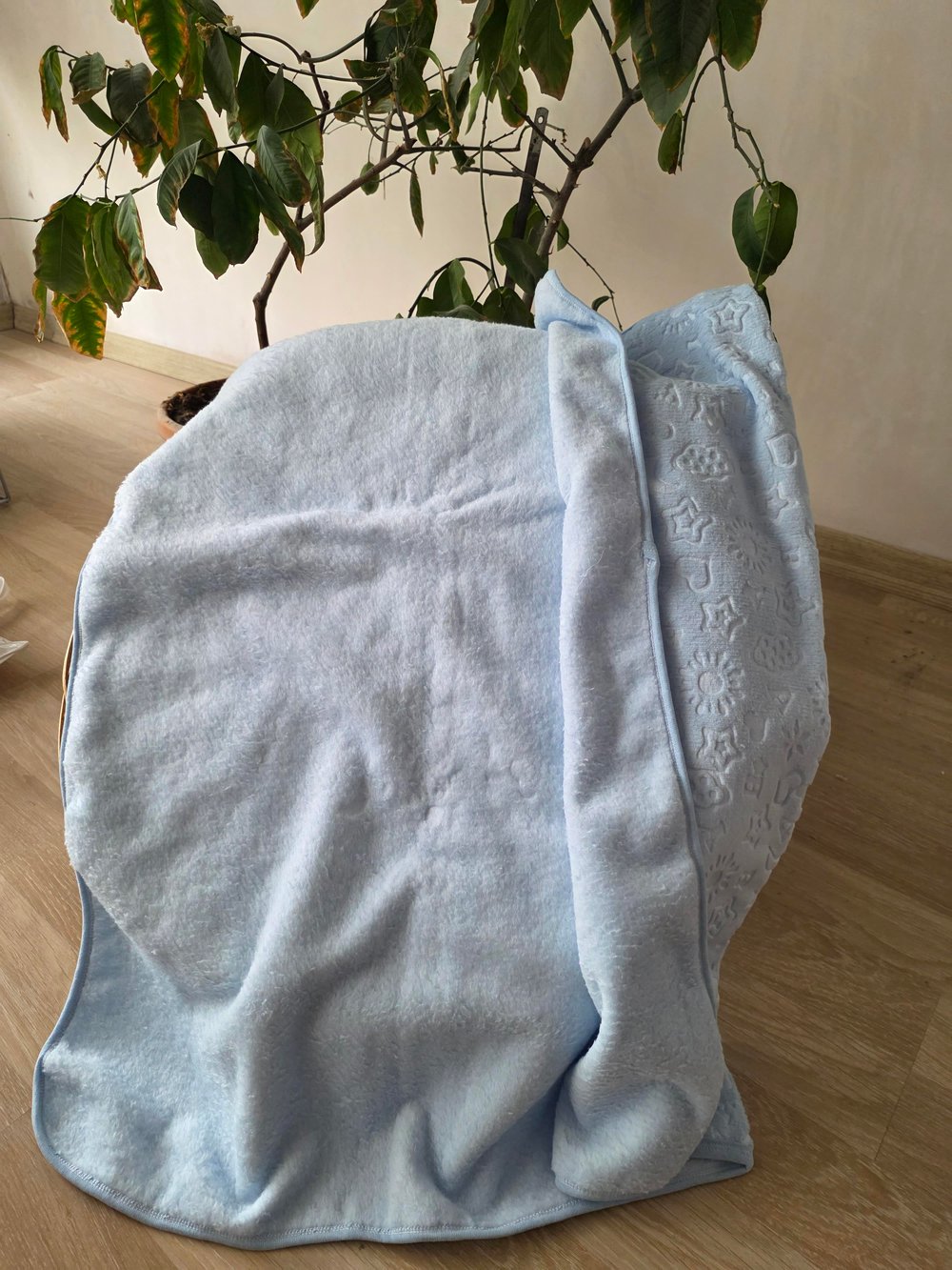 embos mavi bebek battaniyesi 90x120 cm 0-12 ay
