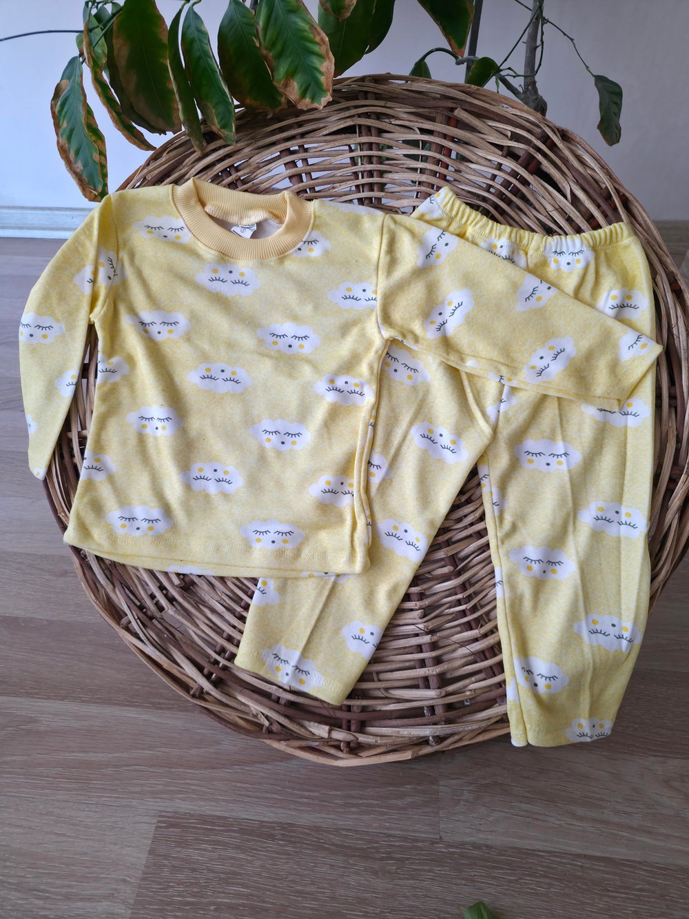 bulut baskılı %100 pamuk çocuk ev uyku pijama takımı