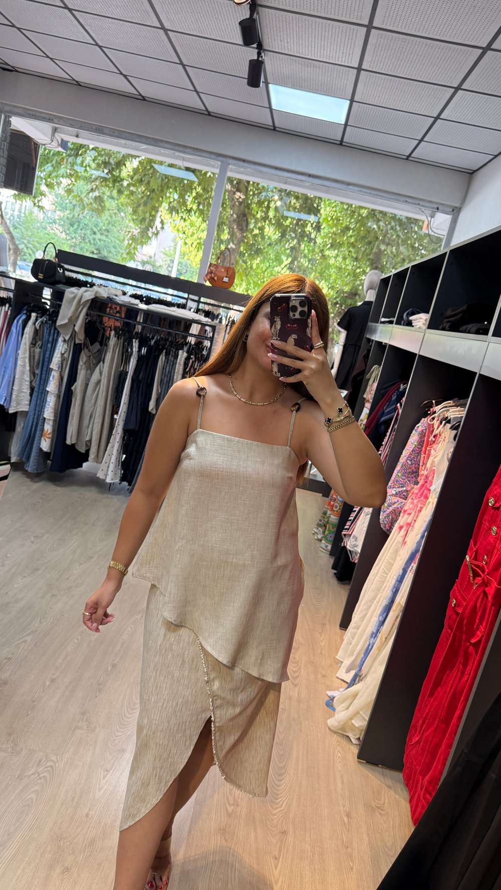 Deniz Kabuğu Askılı Bluz