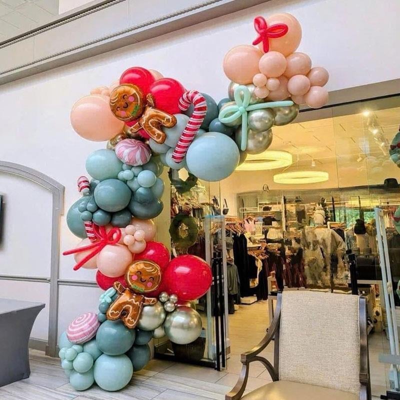 Mağaza Girişi Yılbaşı Balon Süsleme