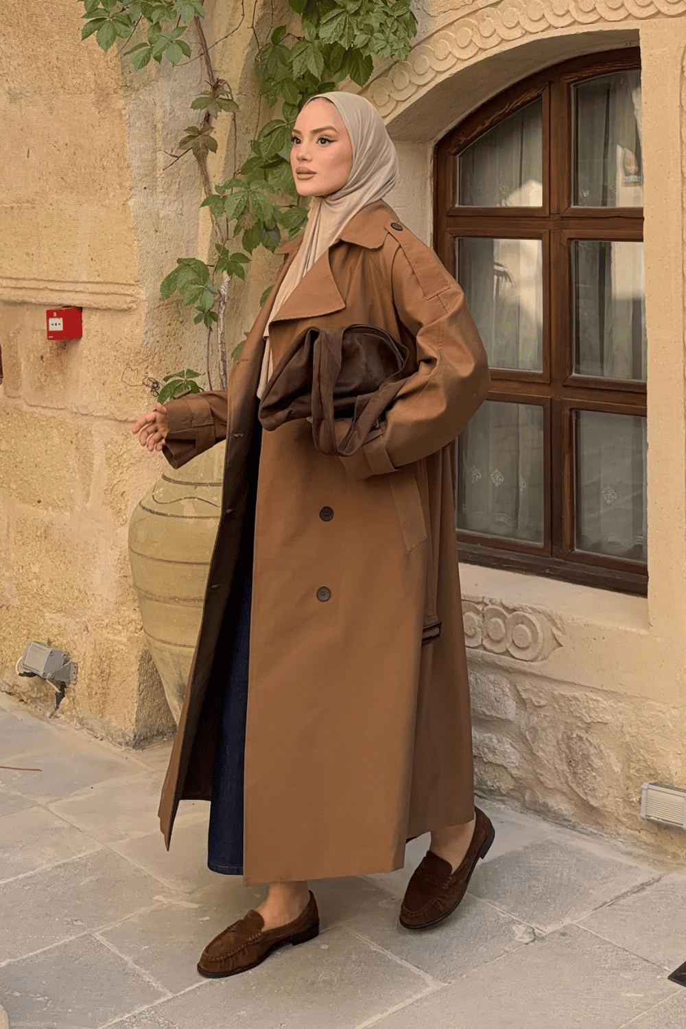 Cave Trench - Camel