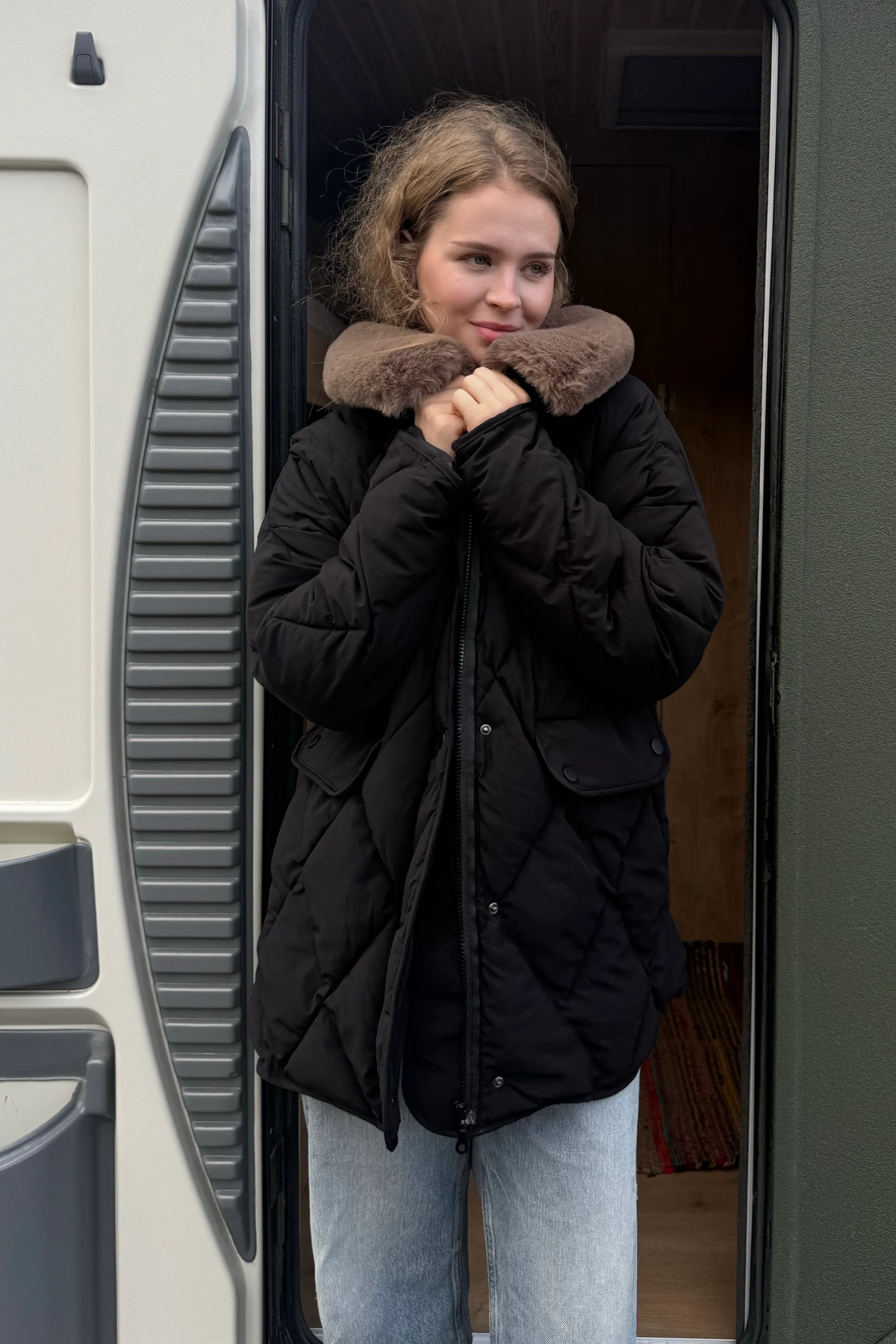 Cozy Mont - Siyah