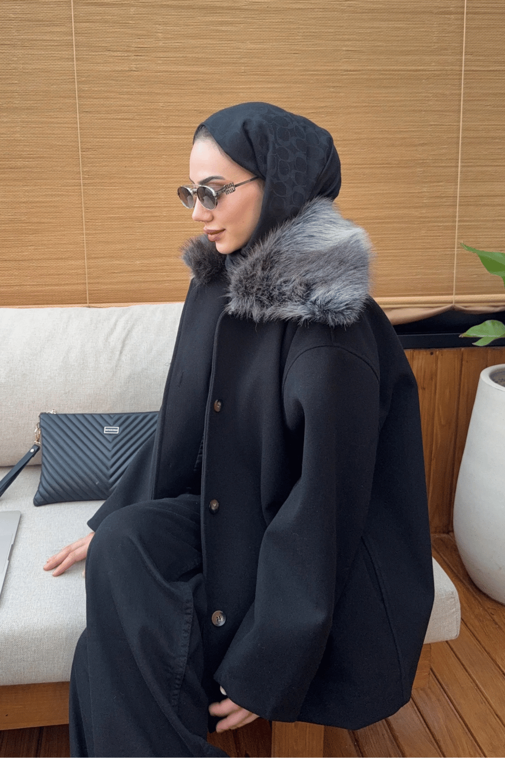 Loren Kürklü Kaban - Siyah
