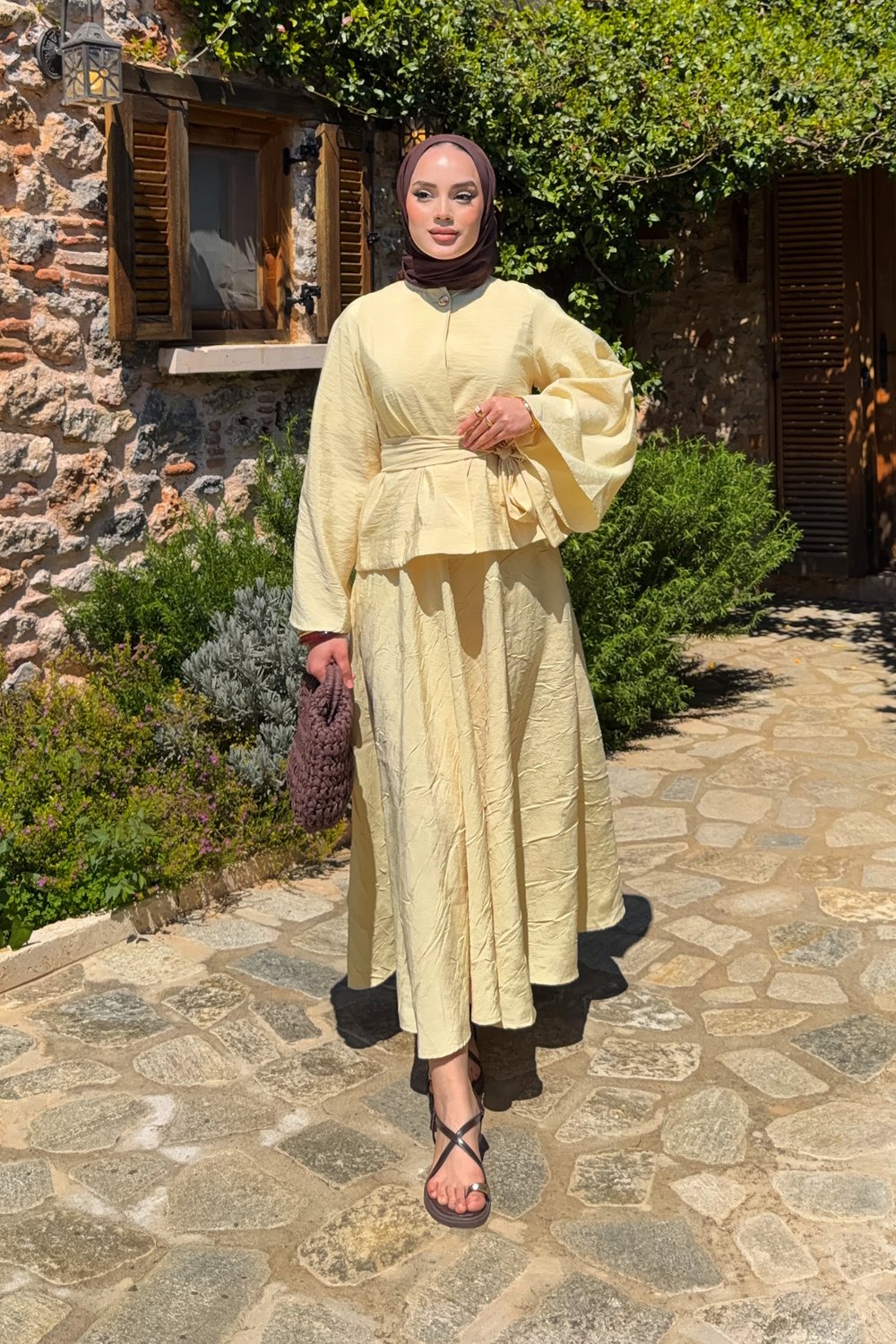 Monela Takım - Sarı