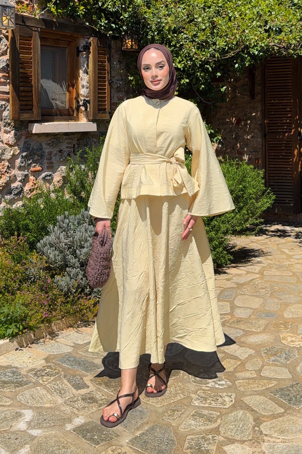 Monela Takım - Sarı