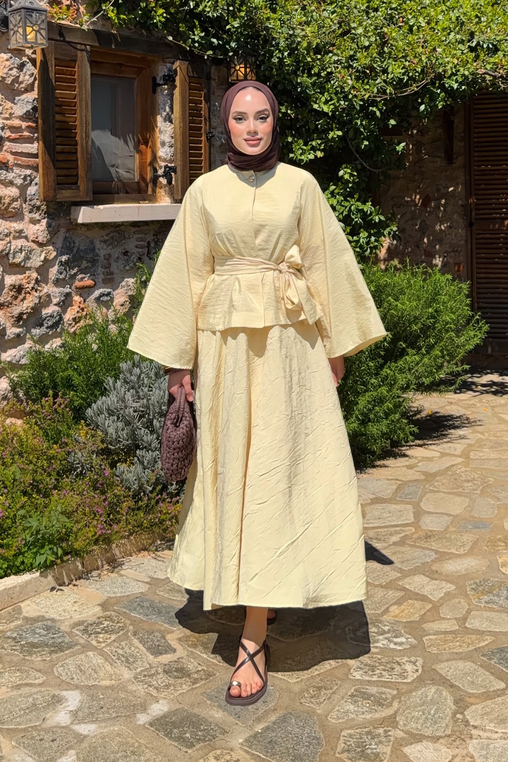 Monela Takım - Sarı
