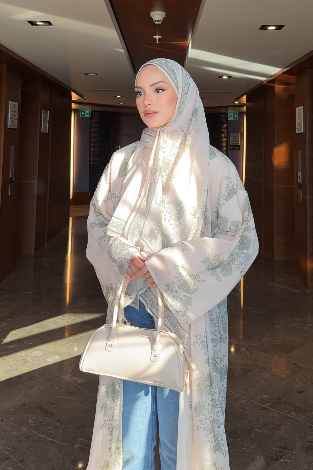 Nayra Abaya - Bej