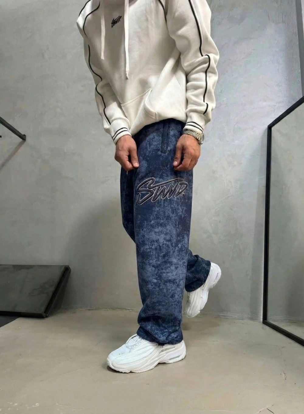 BÜYÜK NAKIŞLI YIKAMALI 2 İPLİK BAGGY EŞOFMAN LACİ