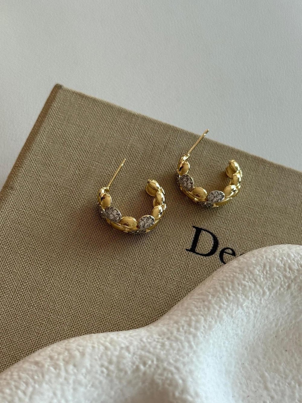 Crystal Hoop Altın Kaplama Kadın Küpe