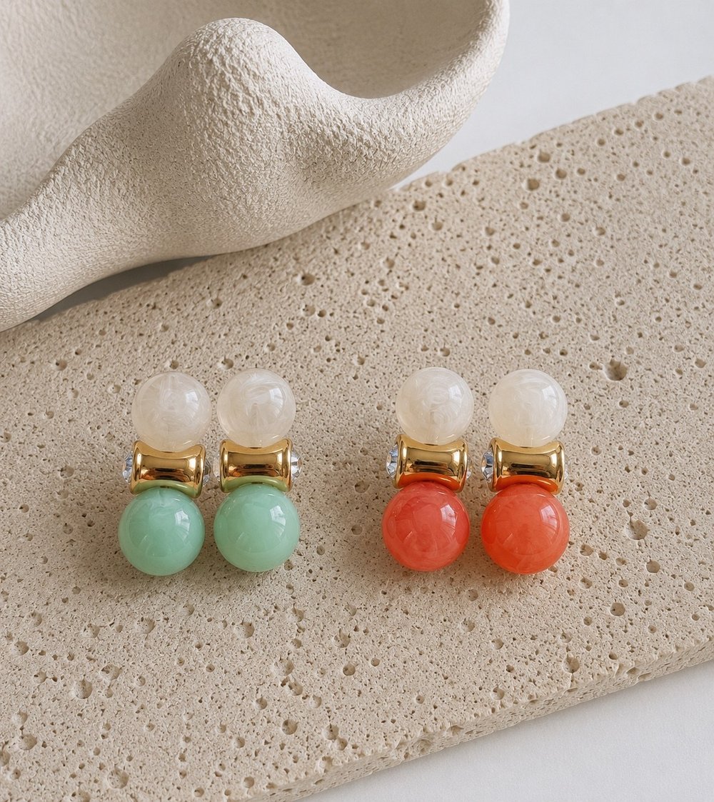 Pastel Boncuk Detaylı Çift Taraflı Küpe