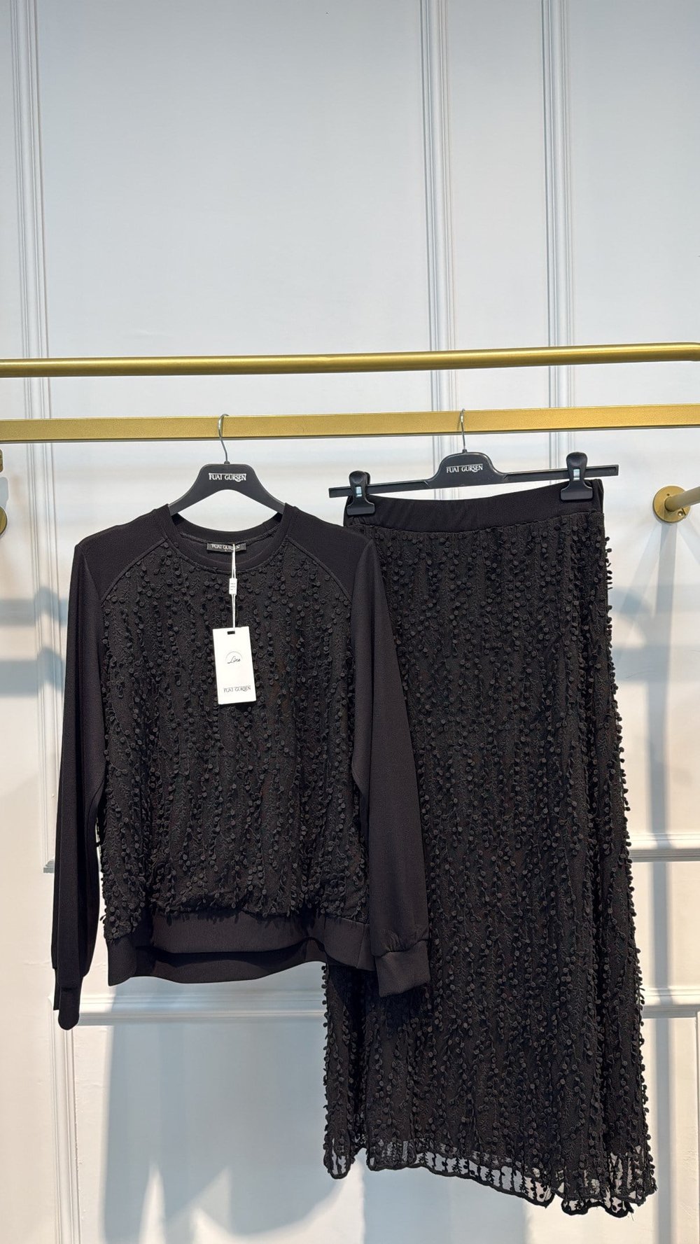 FUAT GÜRŞEN 5351 TASARIM ETEKLİ TAKIM