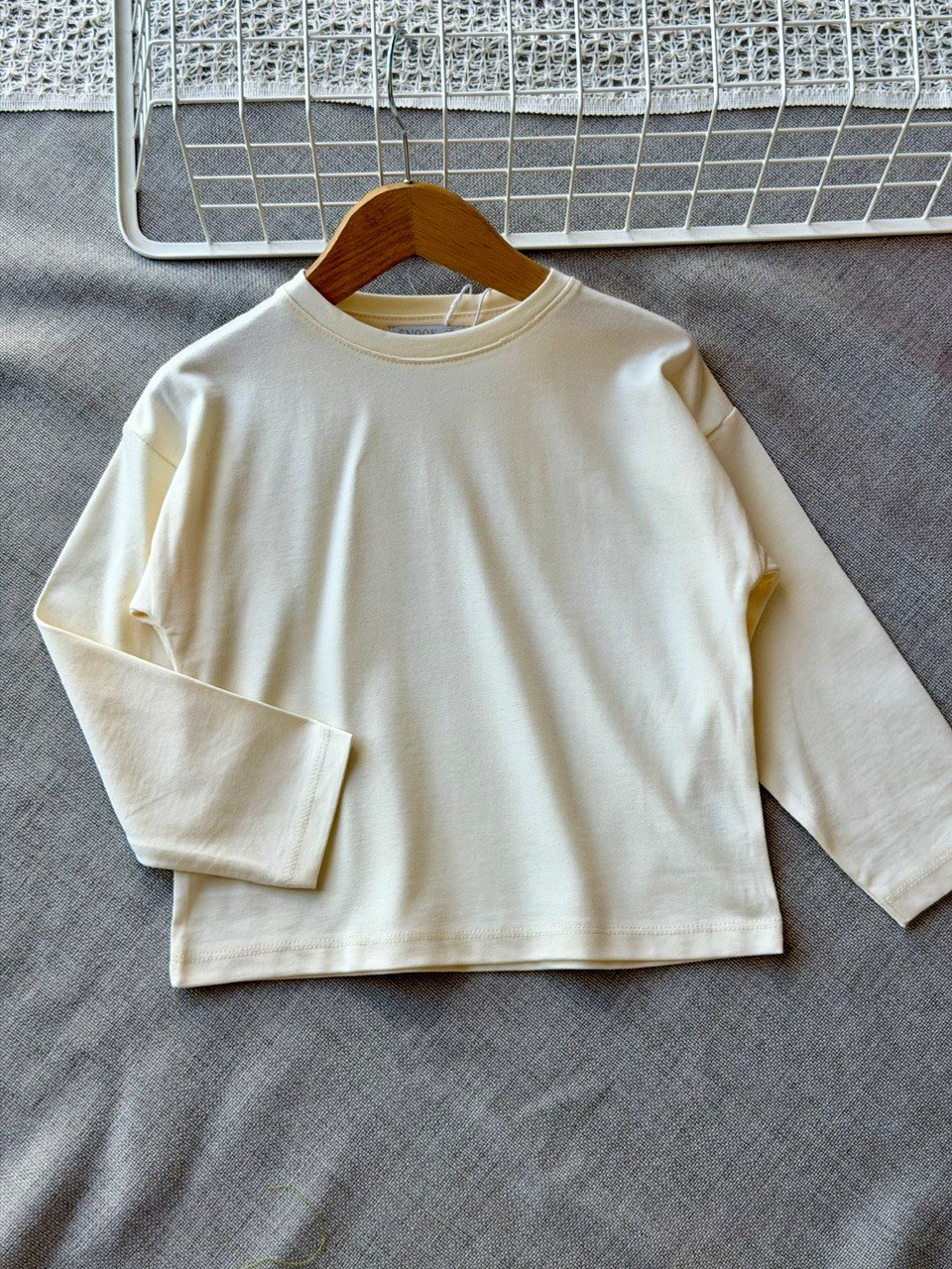 Unisex ekru %100 pamuk t-shirt