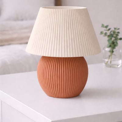 Modern Ribbed Masa Abajuru | Tek Renk Minimal Tasarım (Terracotta Sıcak)