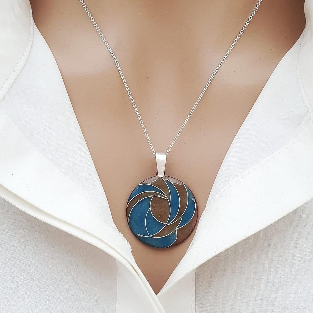 Cloisonné Wave Kolye Gümüş Zincirli