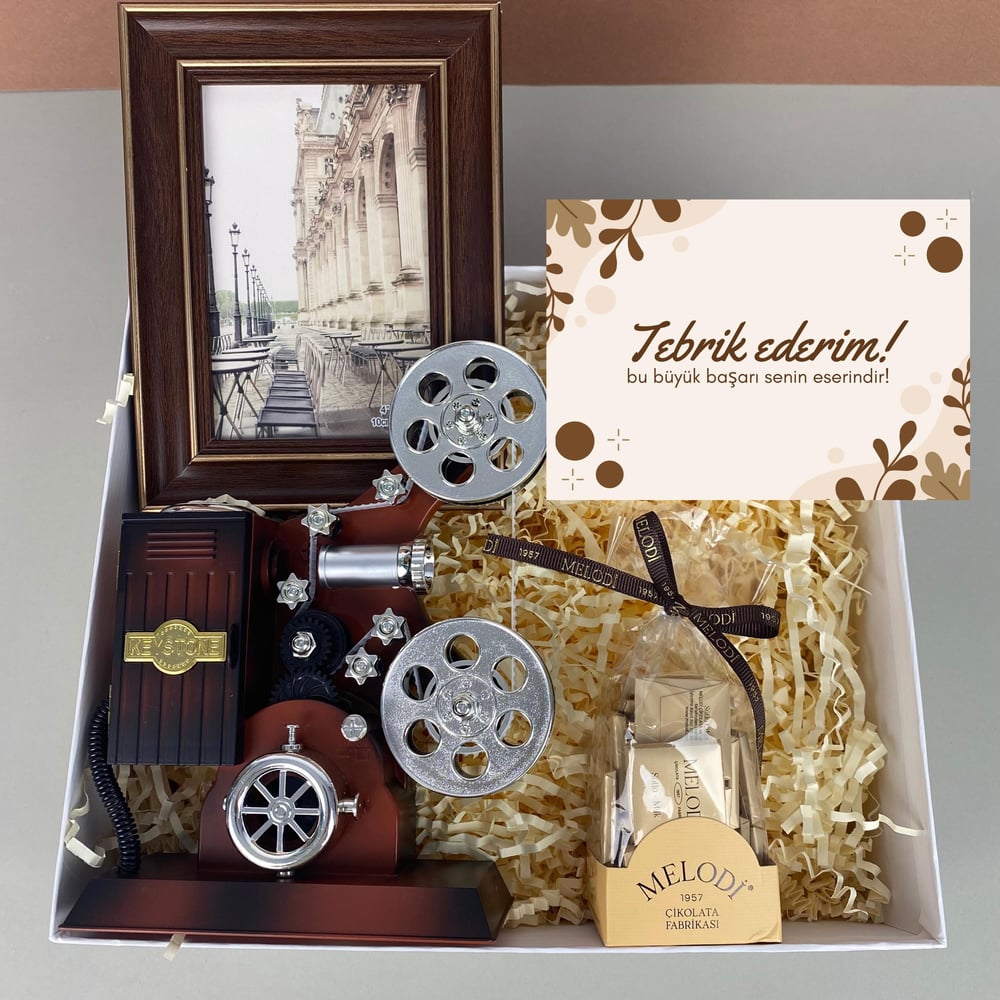 film-sever-hediye-kutusu-4a060f.jpg