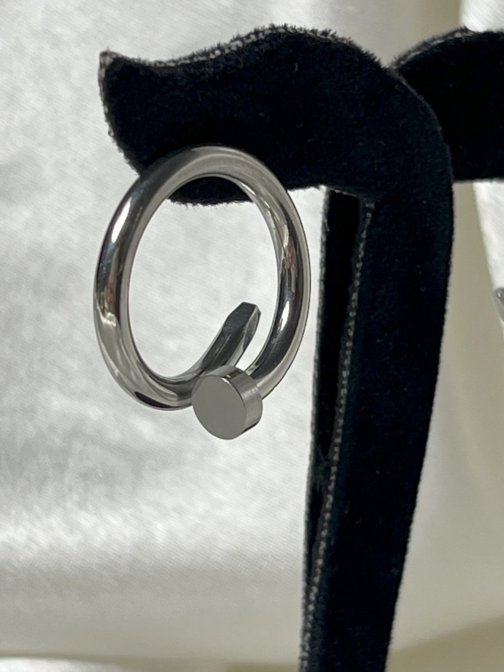ÇİVİ MODEL KÜPE - SILVER