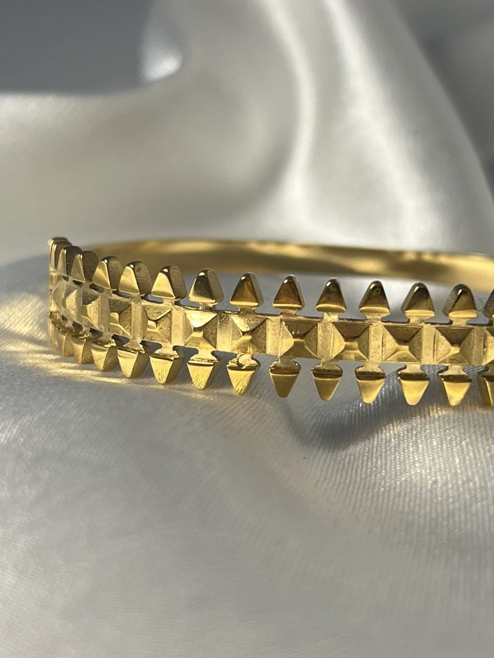 DİKEN KELEPÇE - GOLD