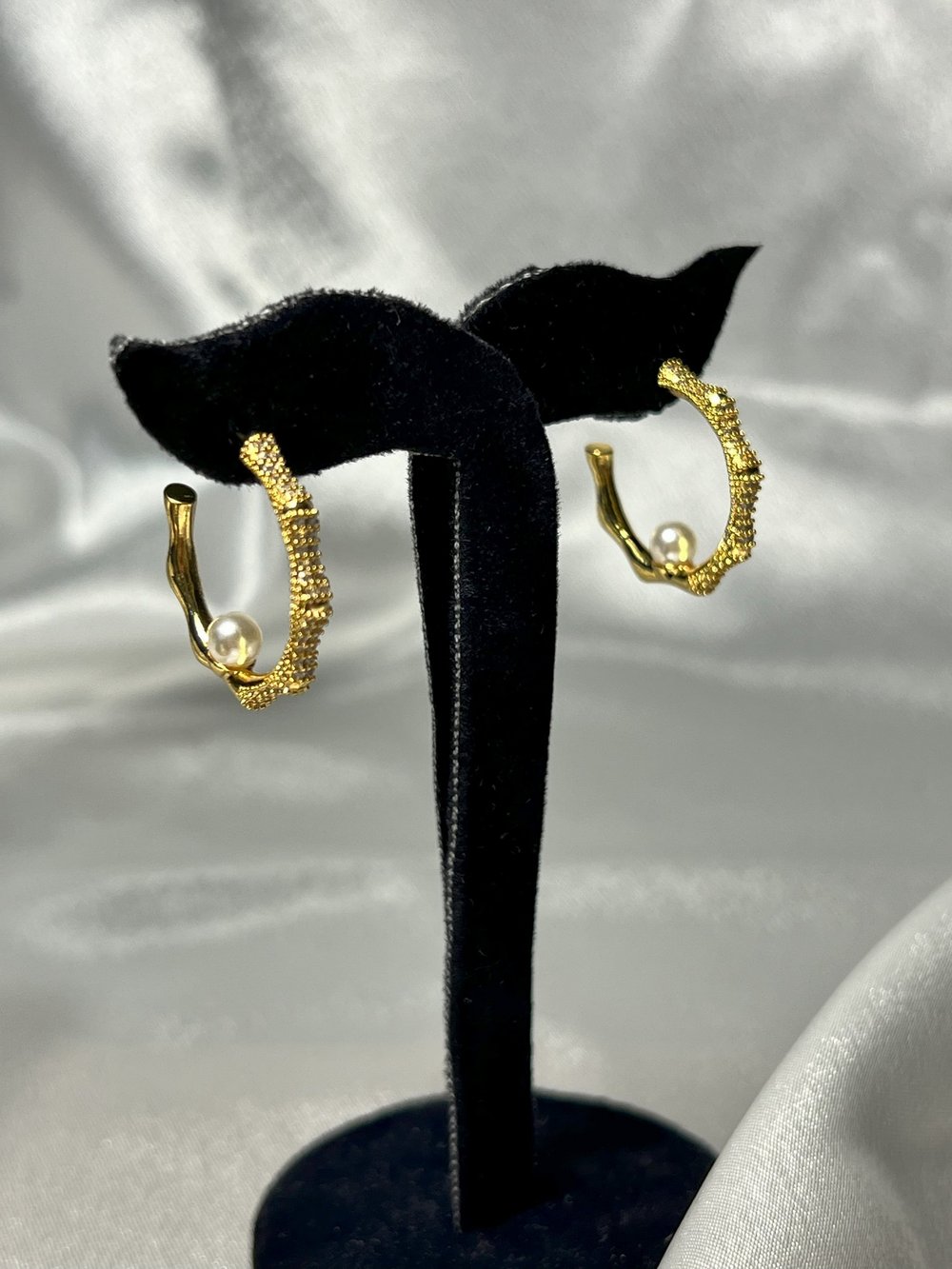 İNCİ DETAYLI KÜPE - GOLD