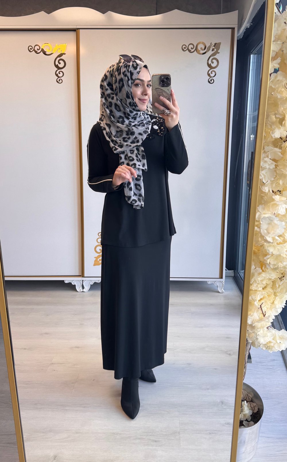 Nurcan Çetin Etekli Takım
