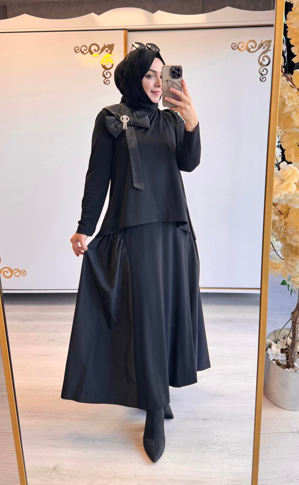 Nurcan Çetin Fiyonk Detaylı Etekli Takım