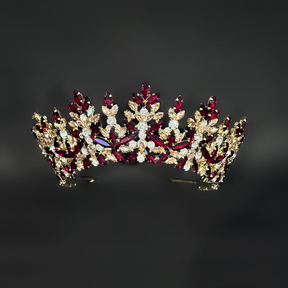 MİRA' GOLD BORDO KINA TACI