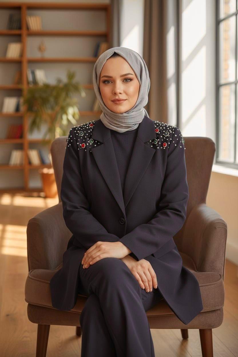 Krep Kumaş Omzu Taş Aksesuarlı Blazer Ceket İkili Takım -Siyah