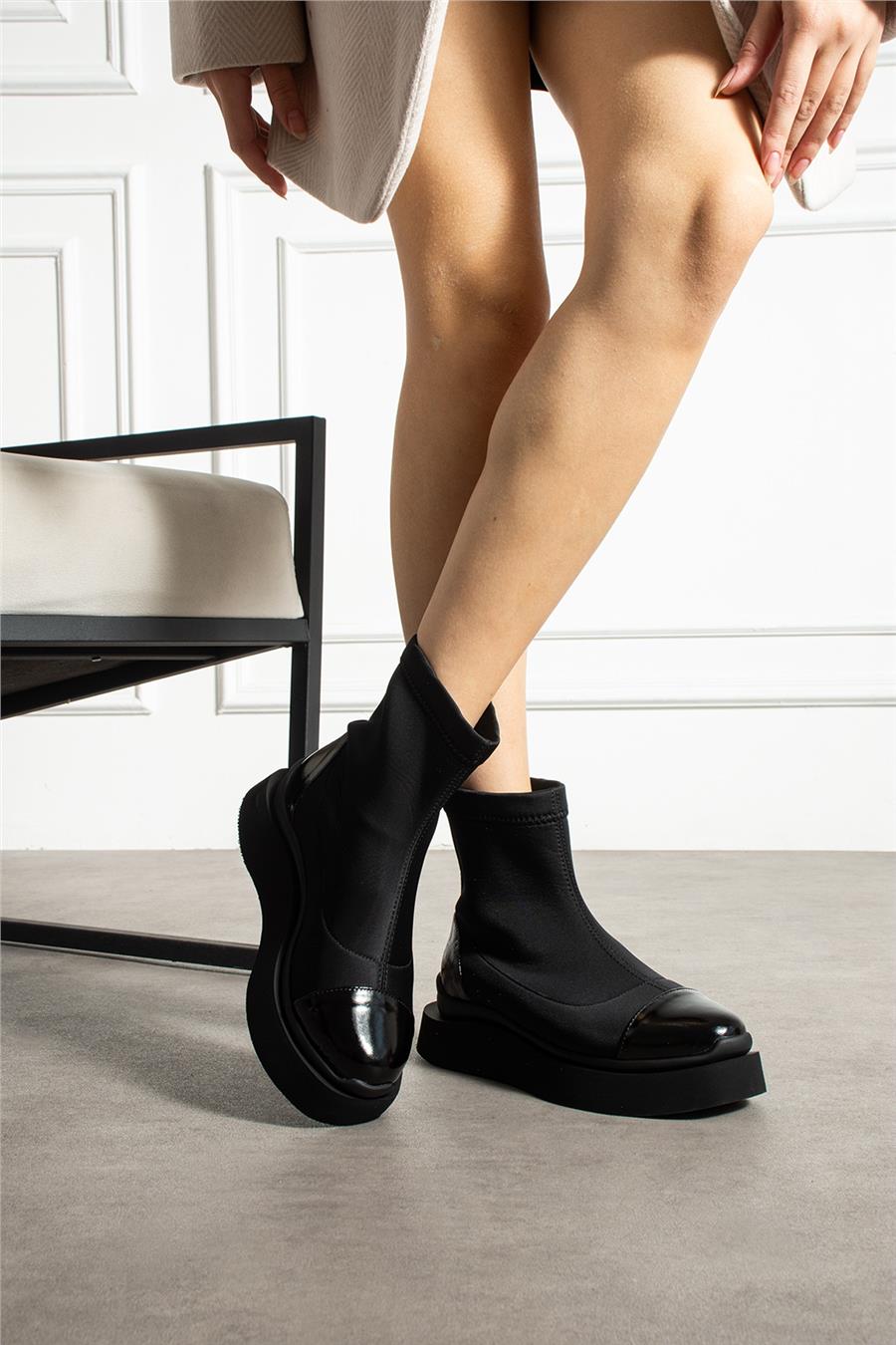 Kadın Bot & Bootie Mikrofiber Siyah Kısa Topuklu Casual/Günlük Suya Dayanıklı