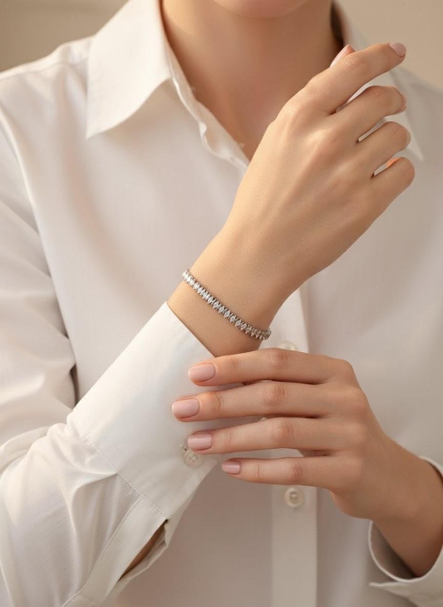 Silver Suyolu Zirkon Taşlı Bileklik