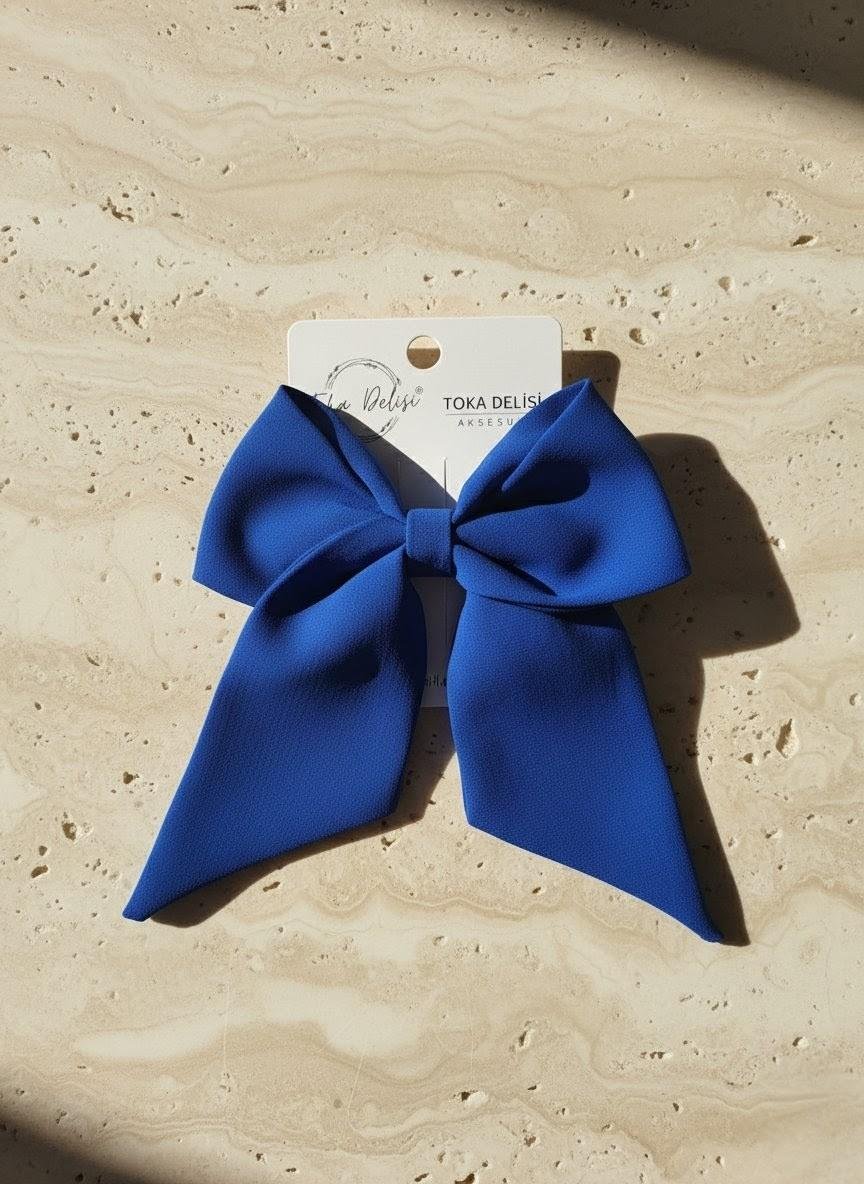Kadın Saks Mavisi Kraliyet Mavisi (Royal Blue) Premium Kuyruklu Fiyonk Toka El Yapımı