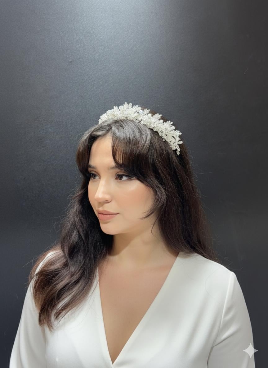 MASAL MODEL ZİRKON TAÇ