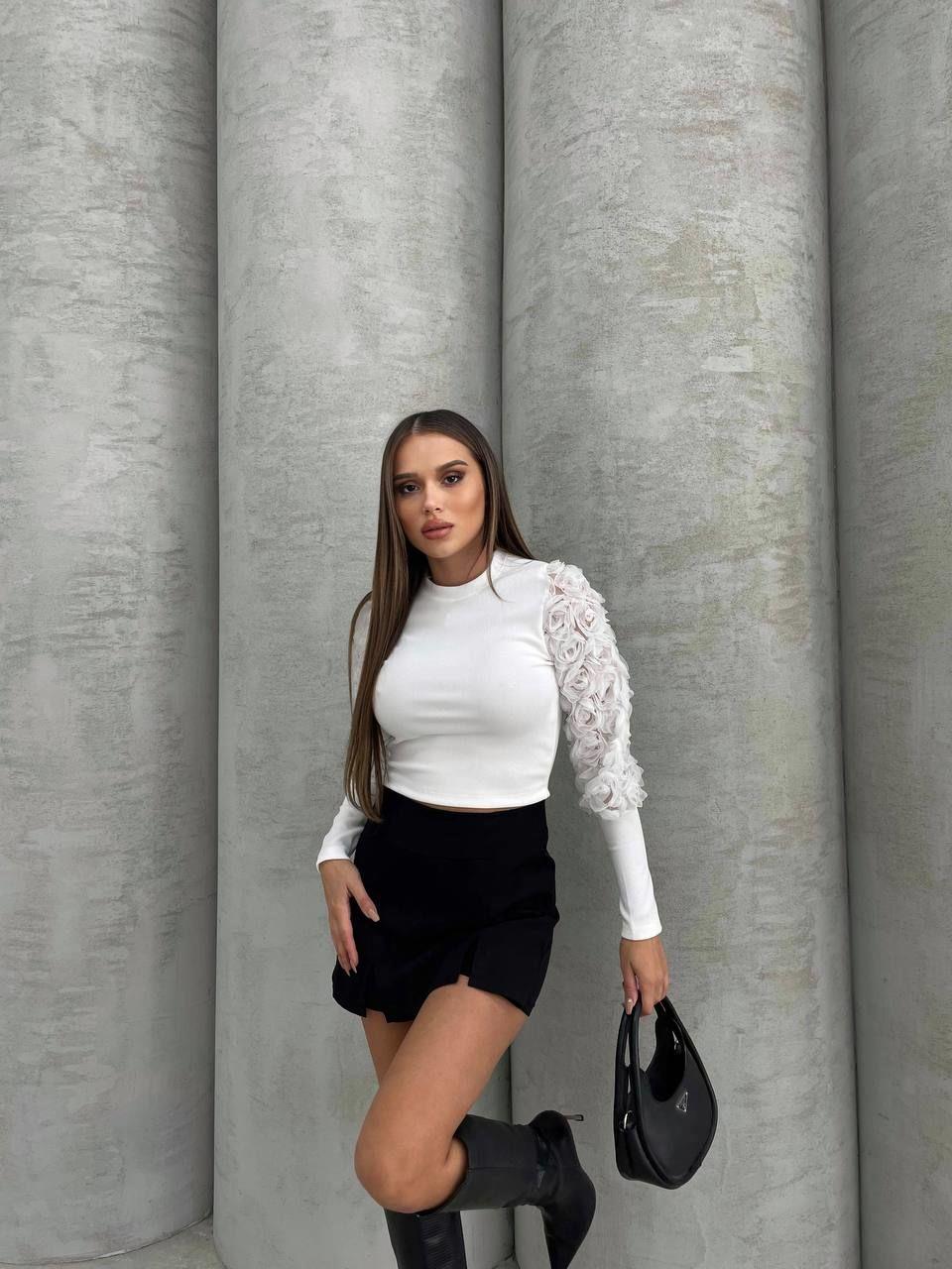 Kolları Tül Çiçekli Güllü Crop Bluz