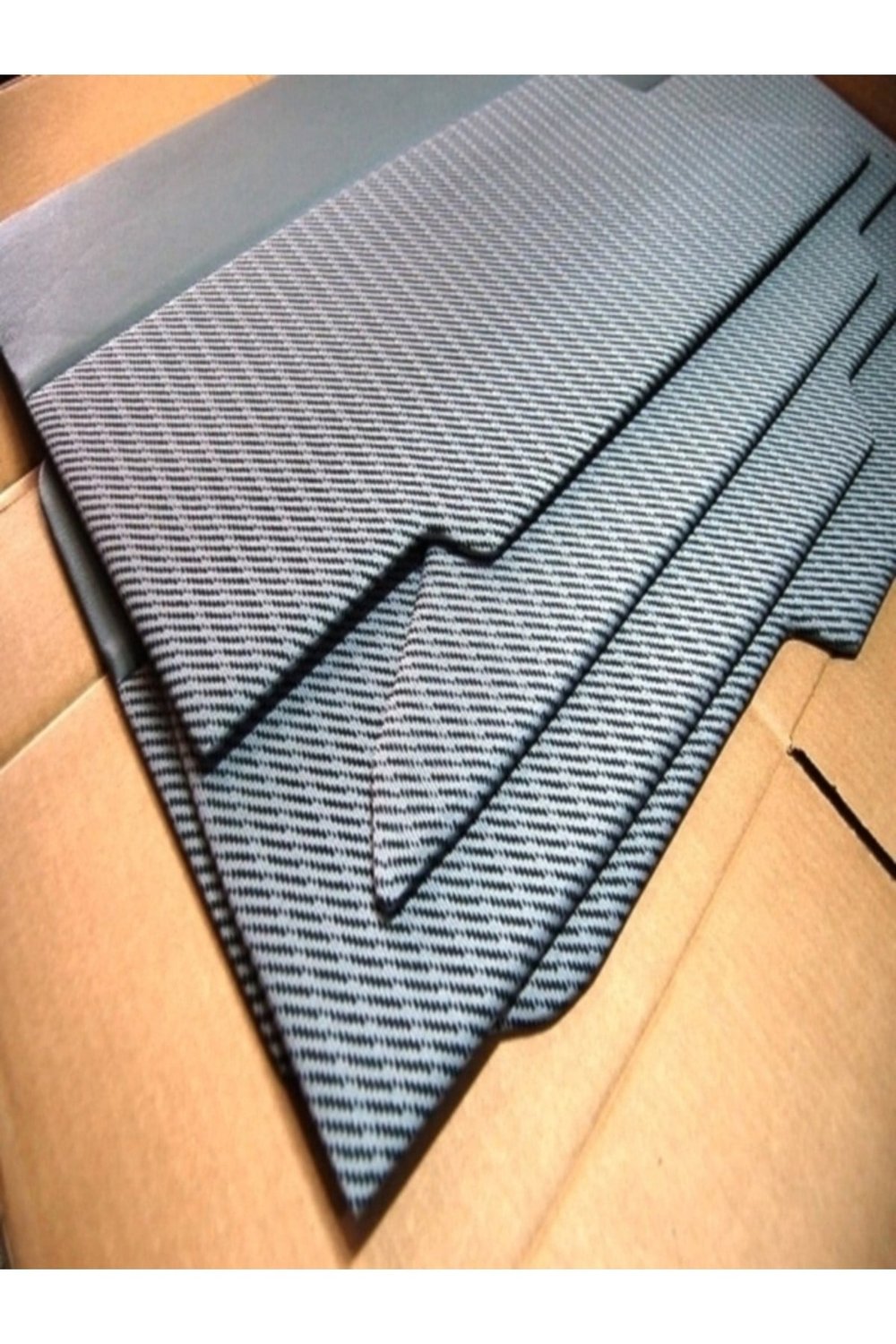 TOFAŞ DOĞAN L KAPI DÖŞEMESİ TAKIM DESENLİ GRİ TF01012502GD