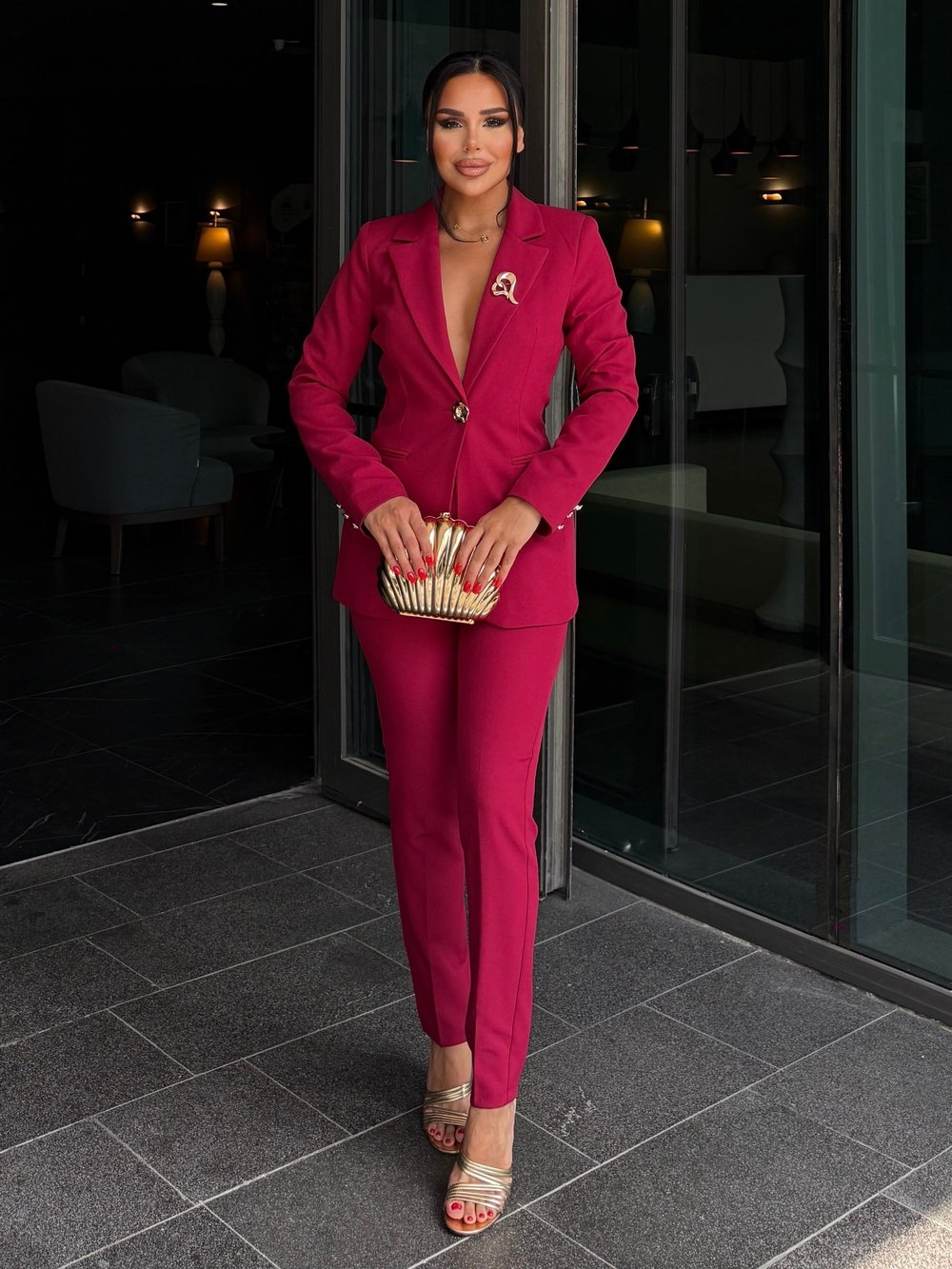 Chares Broş Detaylı Takım Bordo