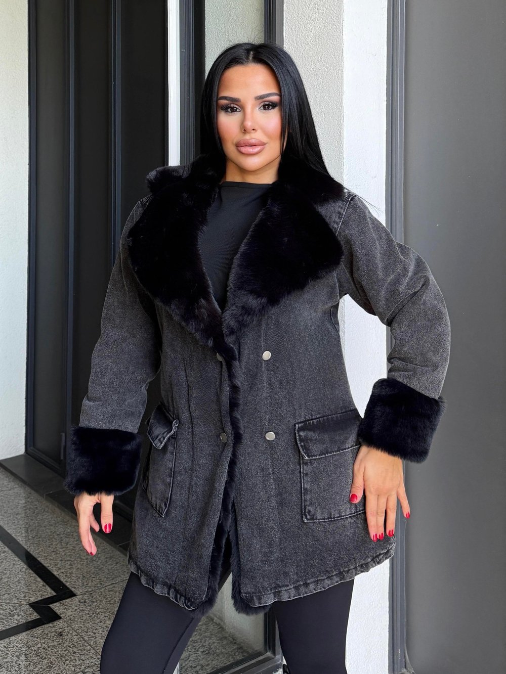 Solinda Kürk Detaylı Denim Ceket Gri-Siyah