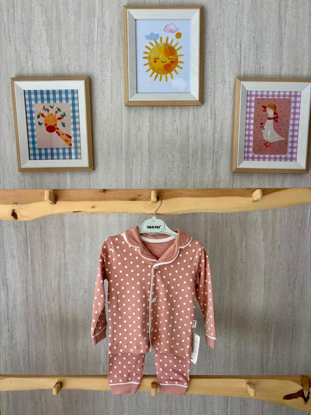 Gül Kurusu Puantiye Pijama Takımı Aylık