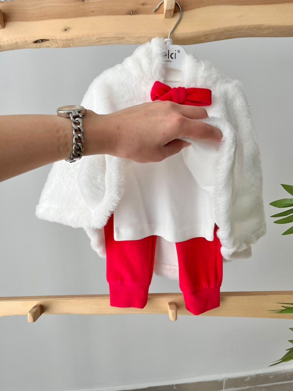 Peluş Pelerinli 3lü Takım Kırmızı