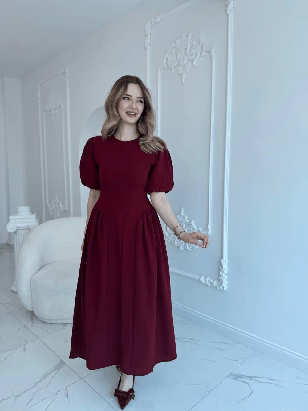 Arkadan Bağlamalı Eteği Yanları Büzgülü Keten Bordo Elbise
